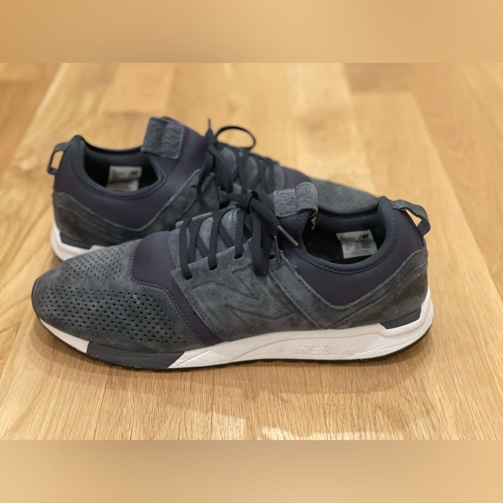 NEW BALANCE 247 V1 SNEAKERS in good condition!